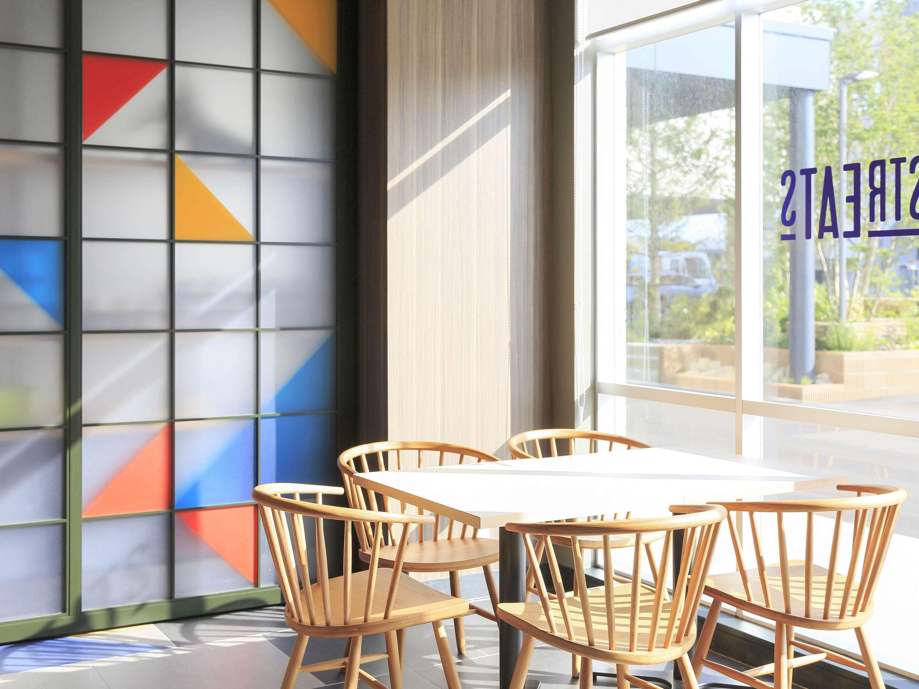 Ibis Styles Tokyo Bay Hotel Urayasu Exterior photo