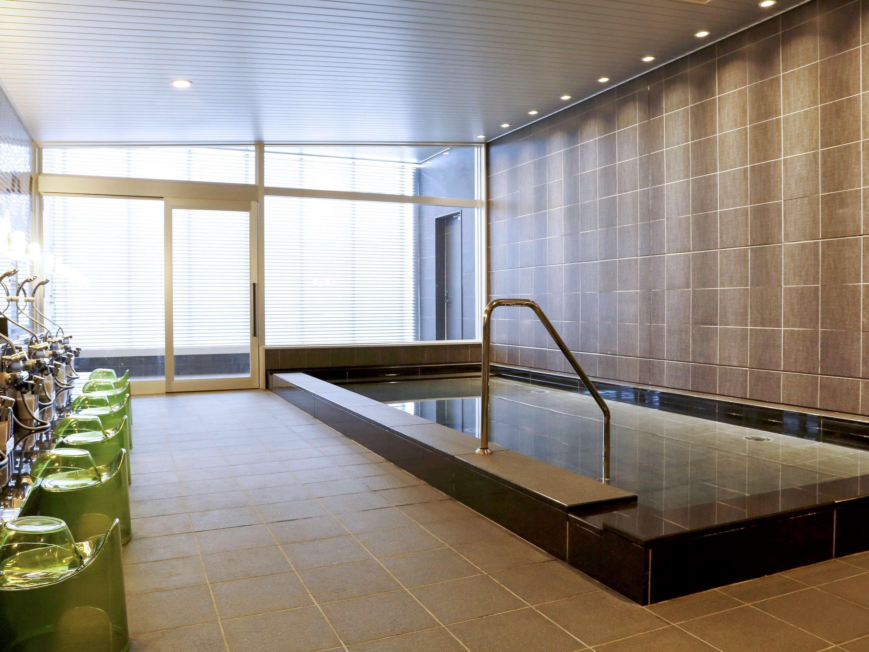 Ibis Styles Tokyo Bay Hotel Urayasu Exterior photo