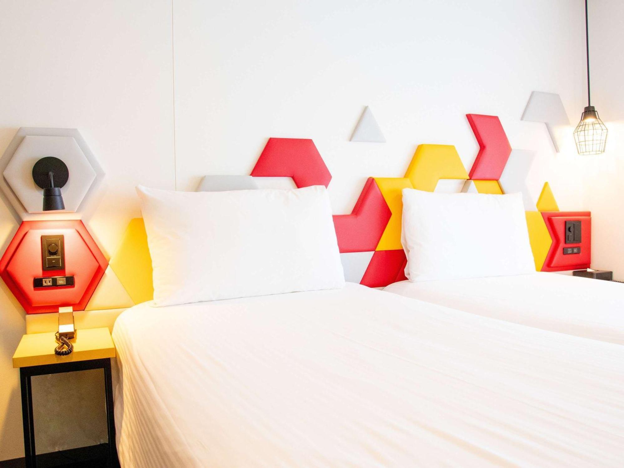 Ibis Styles Tokyo Bay Hotel Urayasu Exterior photo